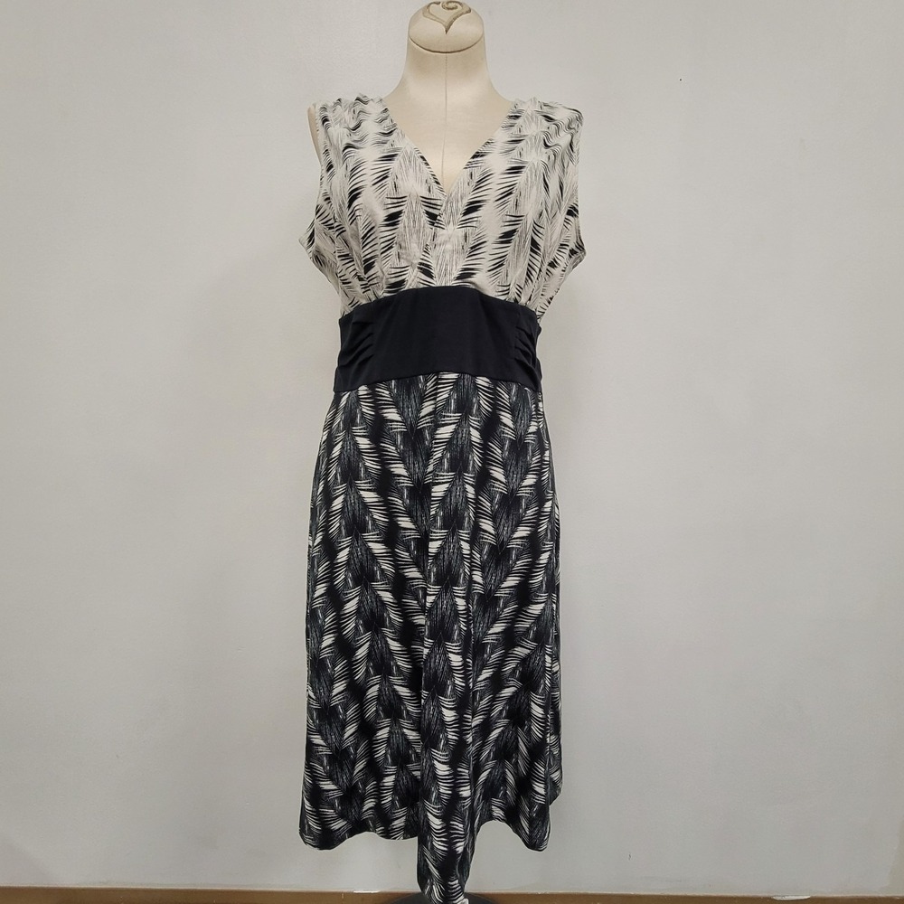 Patagonia Women Sleeveless Margot Knee Length Dress Size S Black White Geometric